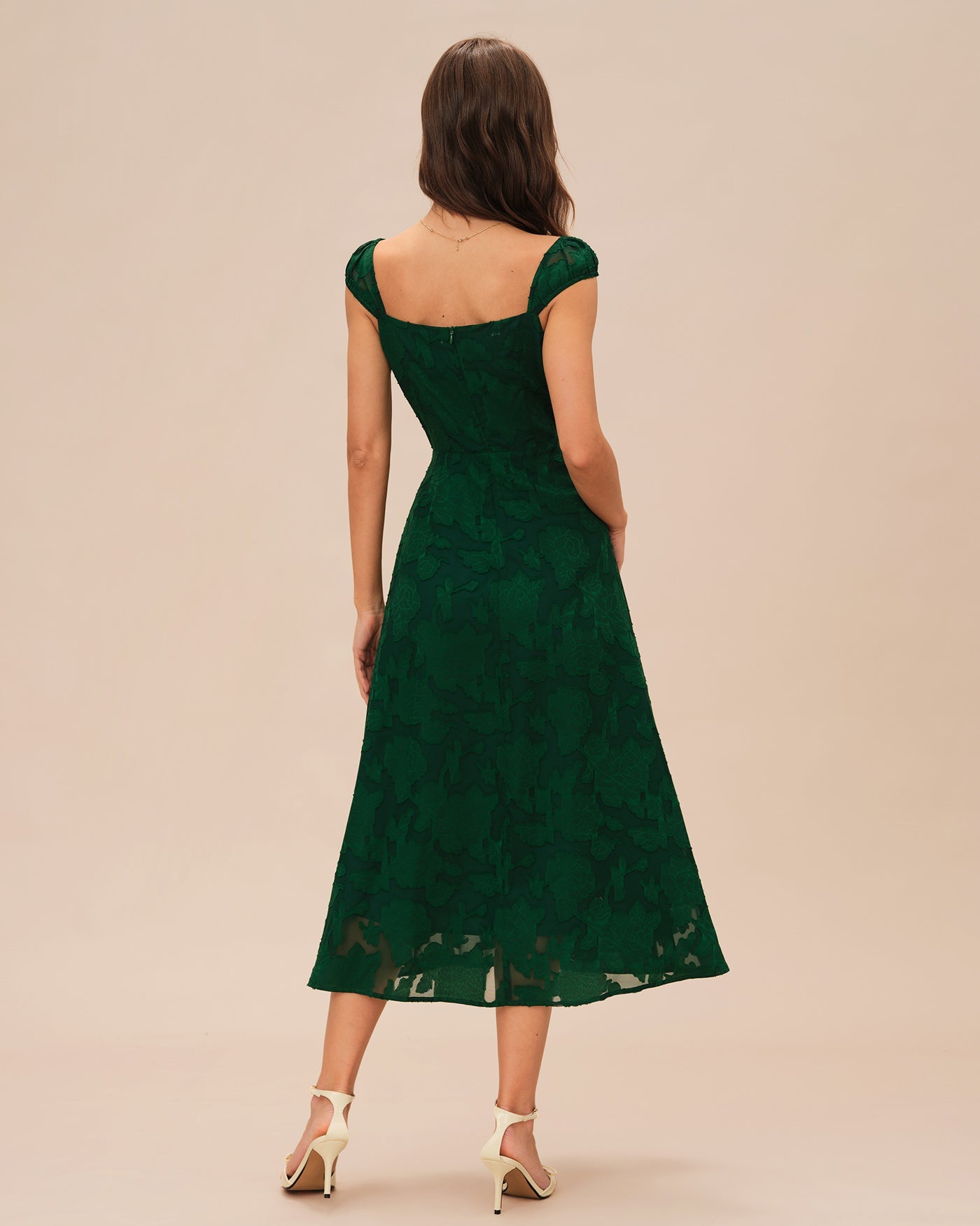 Abito midi in jacquard verde a maniche corte
