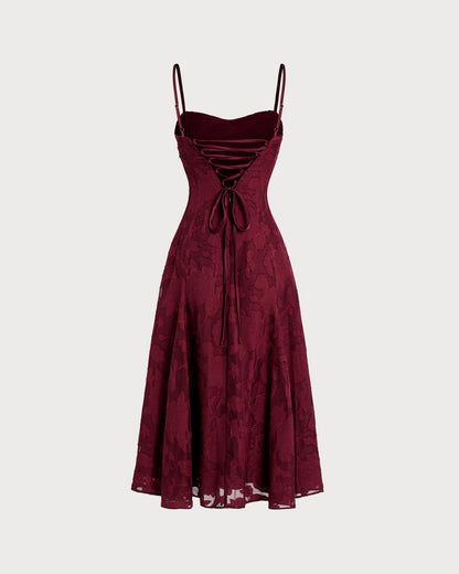Weinrotes Jacquard-Midikleid mit Herzausschnitt zum Überziehen