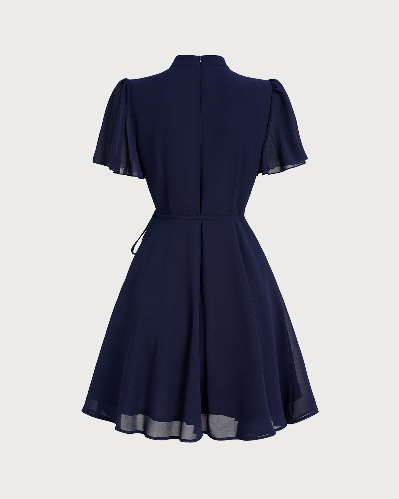 Blaues Minikleid mit Fledermausärmeln