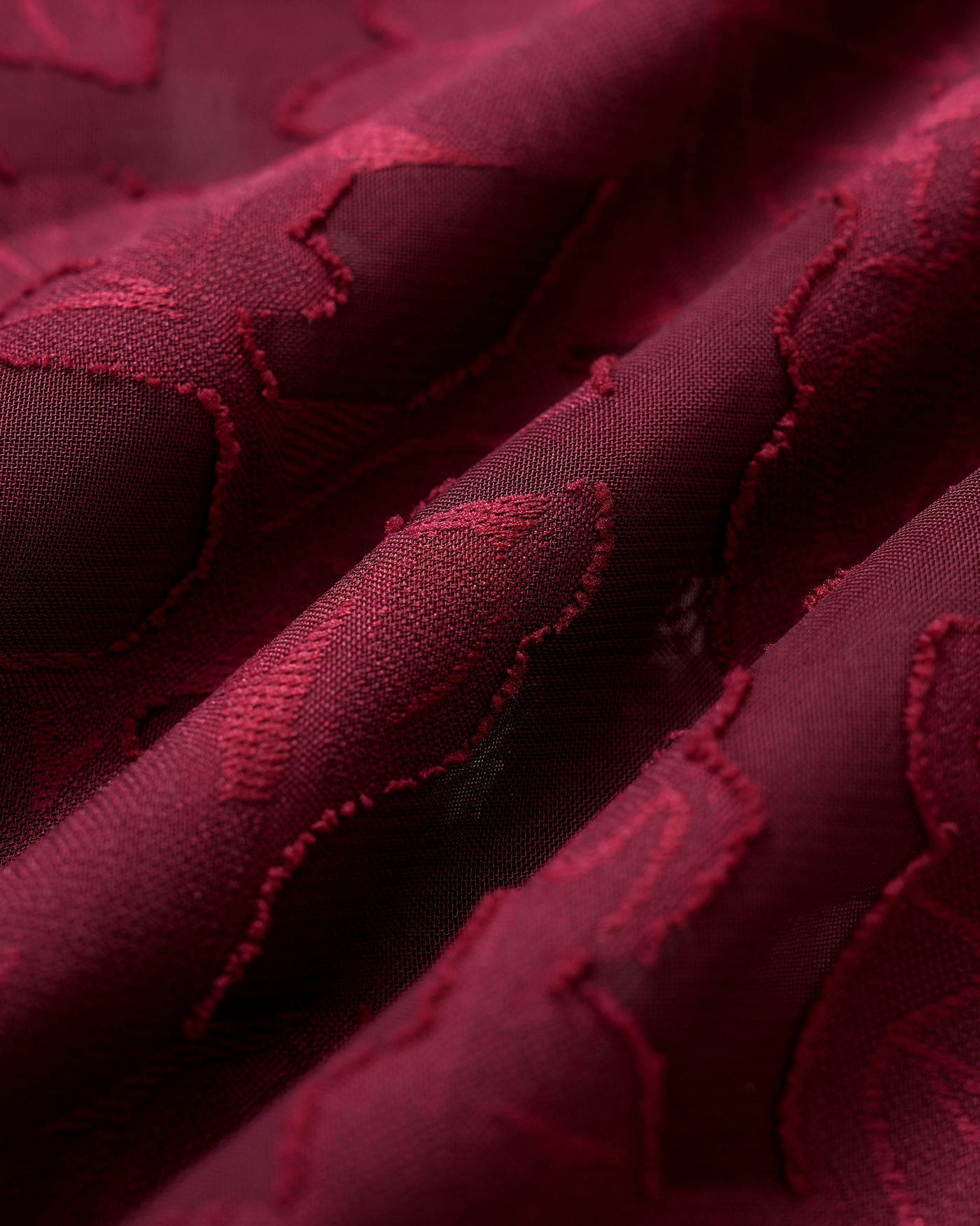 Weinrotes Jacquard-Midikleid mit Herzausschnitt zum Überziehen