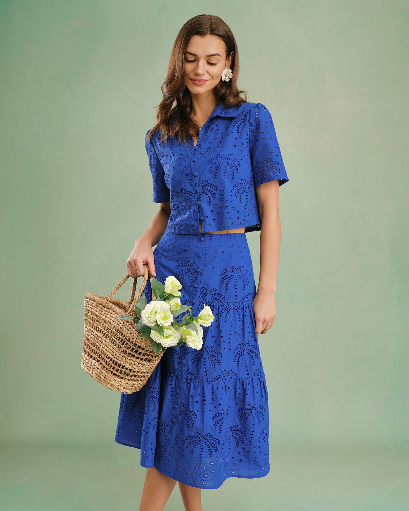 Blaue strukturierte Bluse mit Knopfkragen