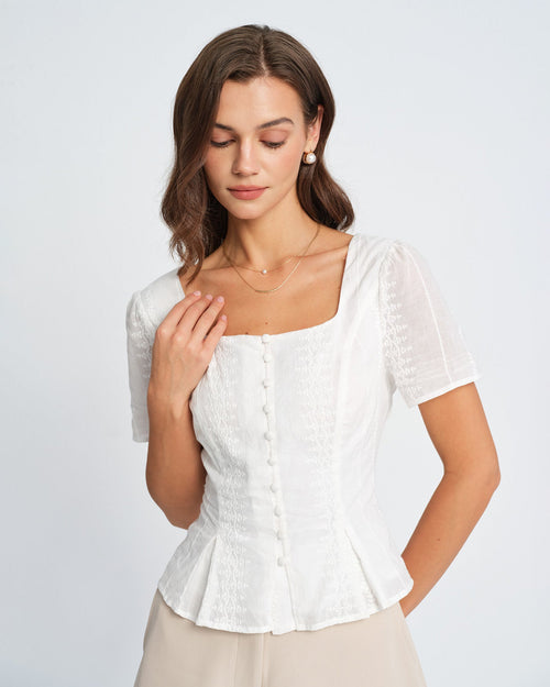 Weiße Bluse mit Blumenmuster und Struktur