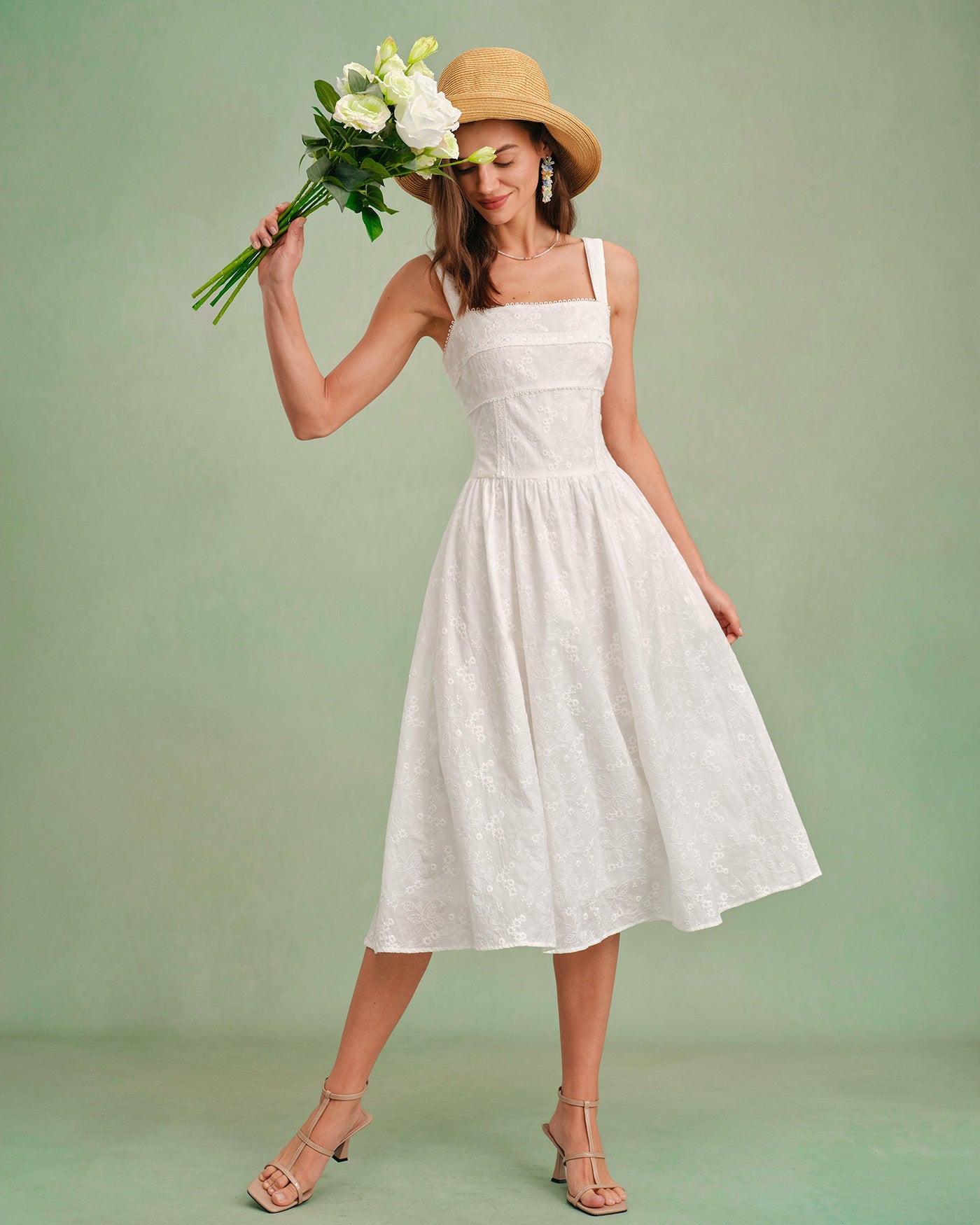 Weißes Slip-Midi-Kleid mit eckigem Ausschnitt