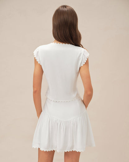 Weiße ärmellose Bluse mit Knopfleiste