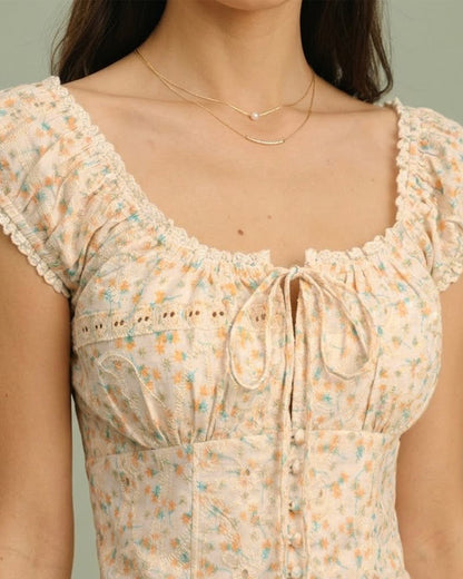 Gelbe florale Bluse mit eckigem Ausschnitt