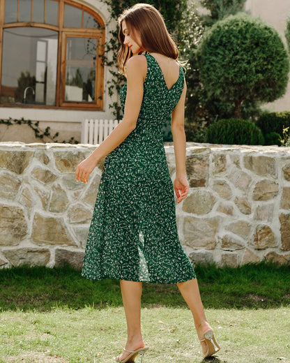 Grünes geblümtes Midikleid mit V-Ausschnitt