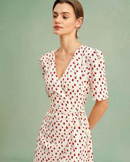 Aprikosenfarbenes Blumen-Midikleid mit V-Ausschnitt