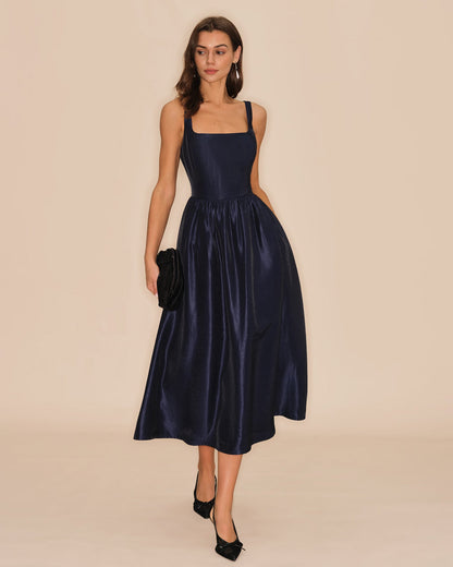 Blaues A-Linien-Midikleid
