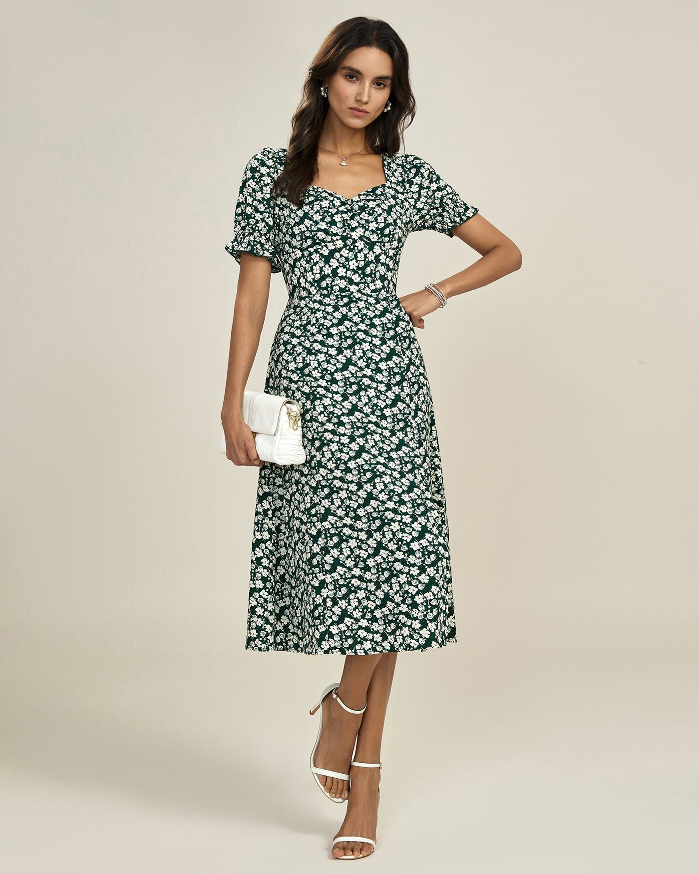 Grünes Blumen-Midi-Kleid mit V-Ausschnitt