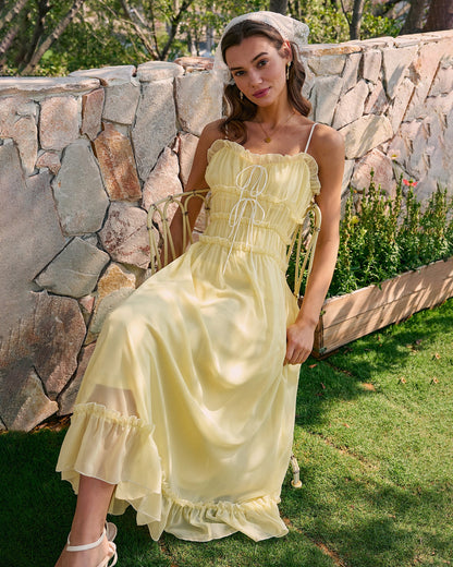 Gelbes Midi-Kleid mit Herz-Ausschnitt und Rüschen