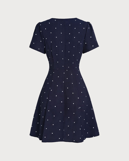 Blaues Mini-Kleid mit V-Ausschnitt, gepunktet und geknöpft