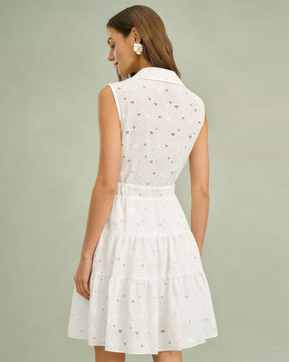 Weißes, ärmelloses Minikleid mit Kragen