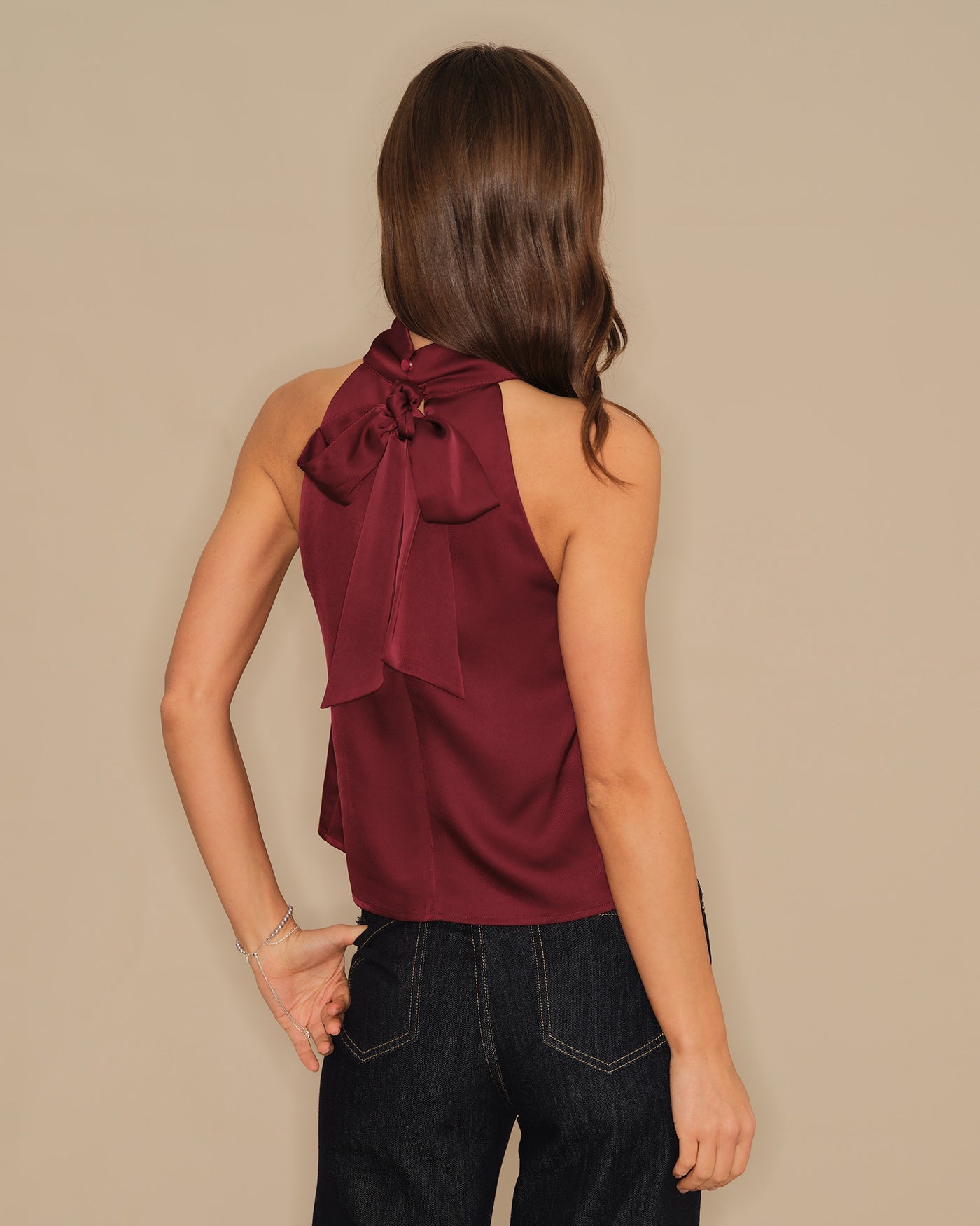Weinrotes Schildkröten-Schleife-Satin-Tanktop